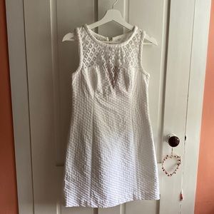 Lilly Pulitzer white dress like new! Size 2